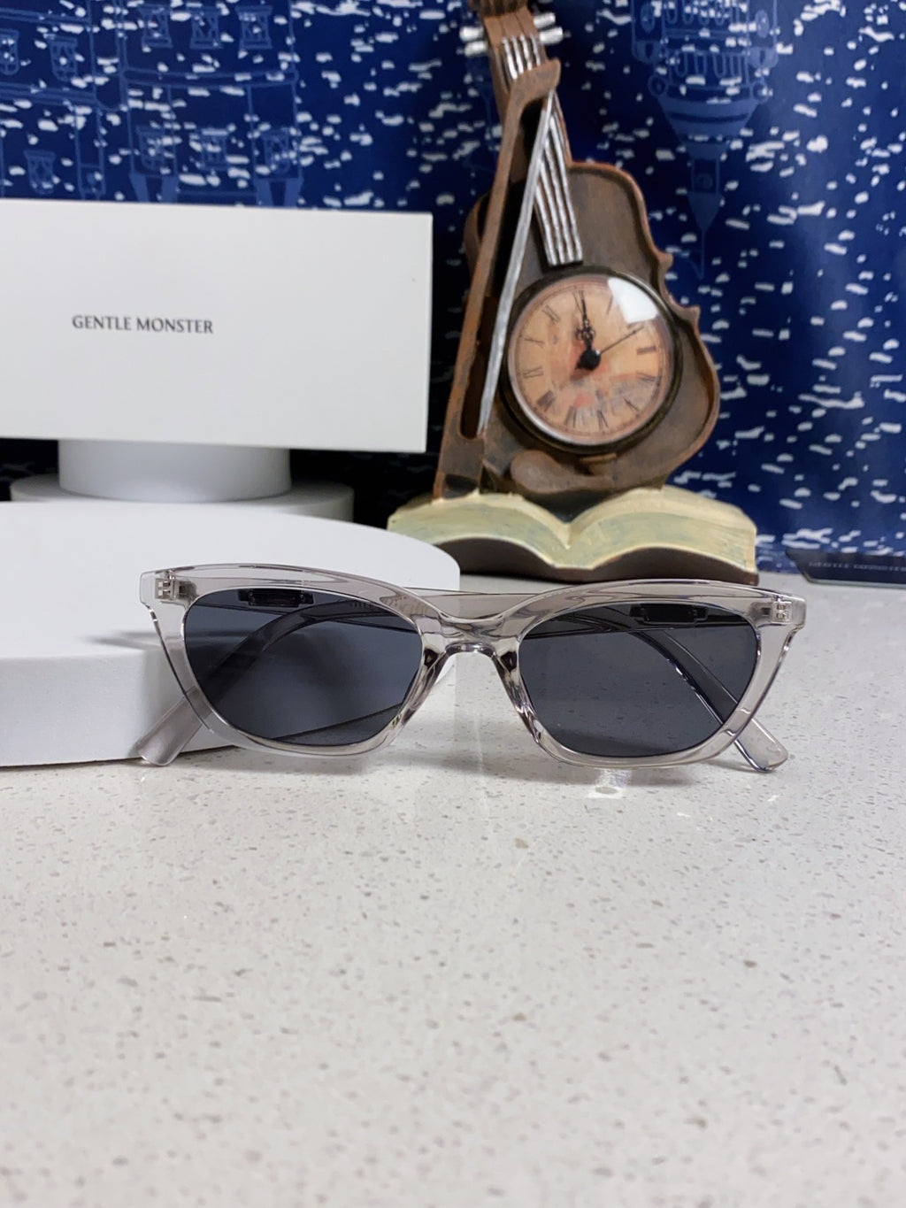 Gentle Monster LOTI Blue-Light Cat-Eye Silver Lens Sunglasses for Men - 432921 - detail image 9