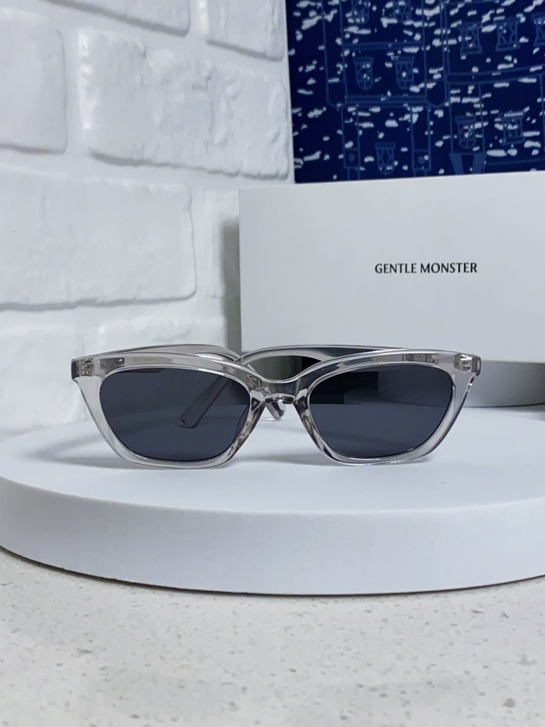 Gentle Monster LOTI Blue-Light Cat-Eye Silver Lens Sunglasses for Men - 432921 - detail image 2