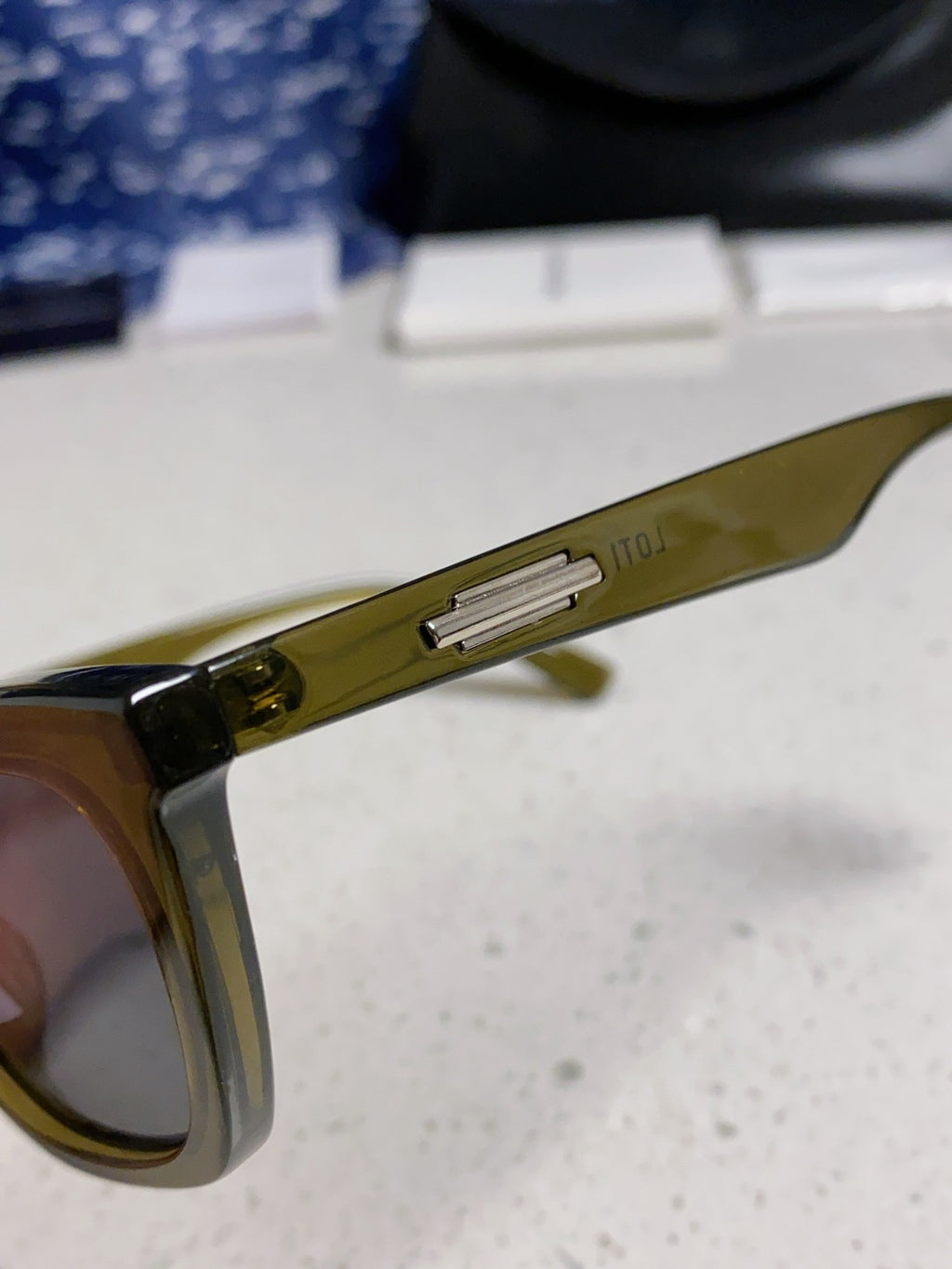 Gentle Monster LOTI Blue-Light Cat-Eye Black Lens Sunglasses for Men - 432922 - detail image 7