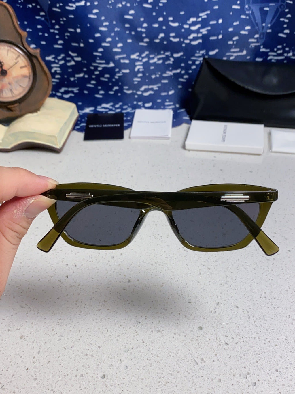 Gentle Monster LOTI Blue-Light Cat-Eye Black Lens Sunglasses for Men - 432922 - detail image 5