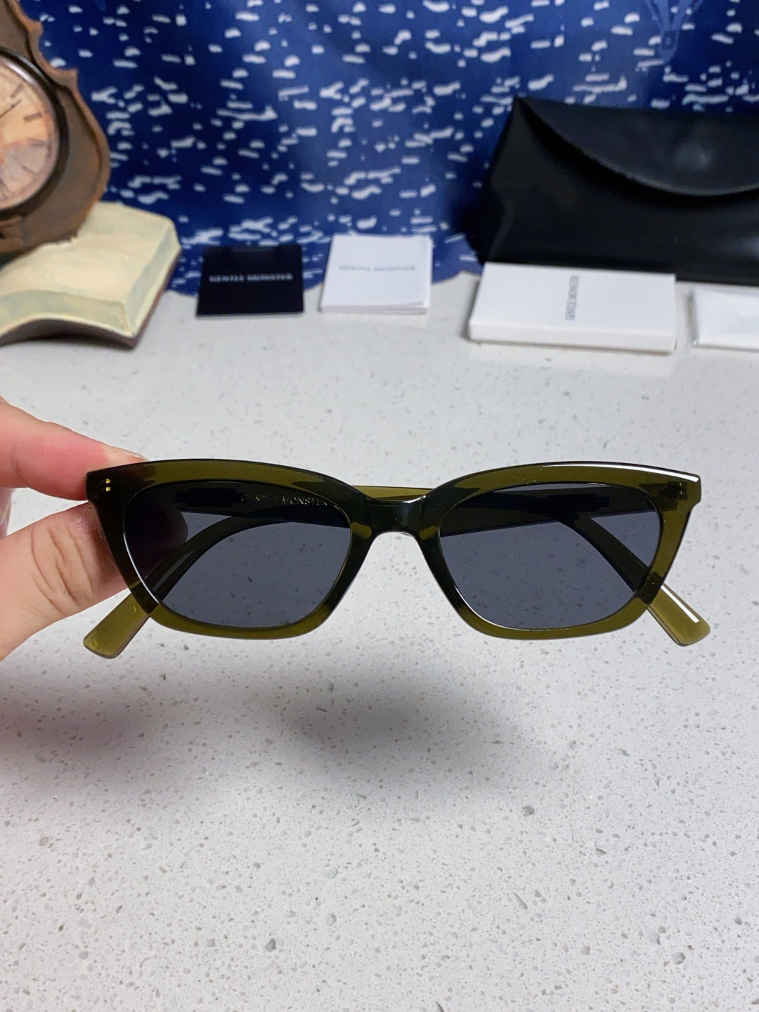 Gentle Monster LOTI Blue-Light Cat-Eye Black Lens Sunglasses for Men - 432922 - detail image 4