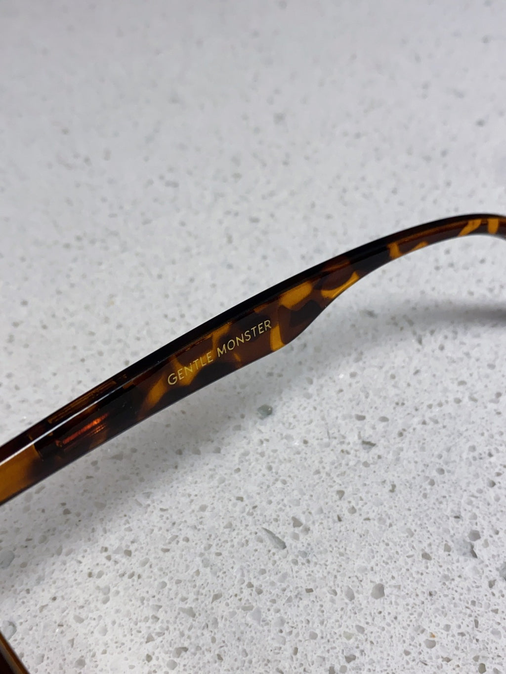 Gentle Monster LOTI Blue-Light Cat-Eye Brown Lens Sunglasses for Men & Women - detail image 8