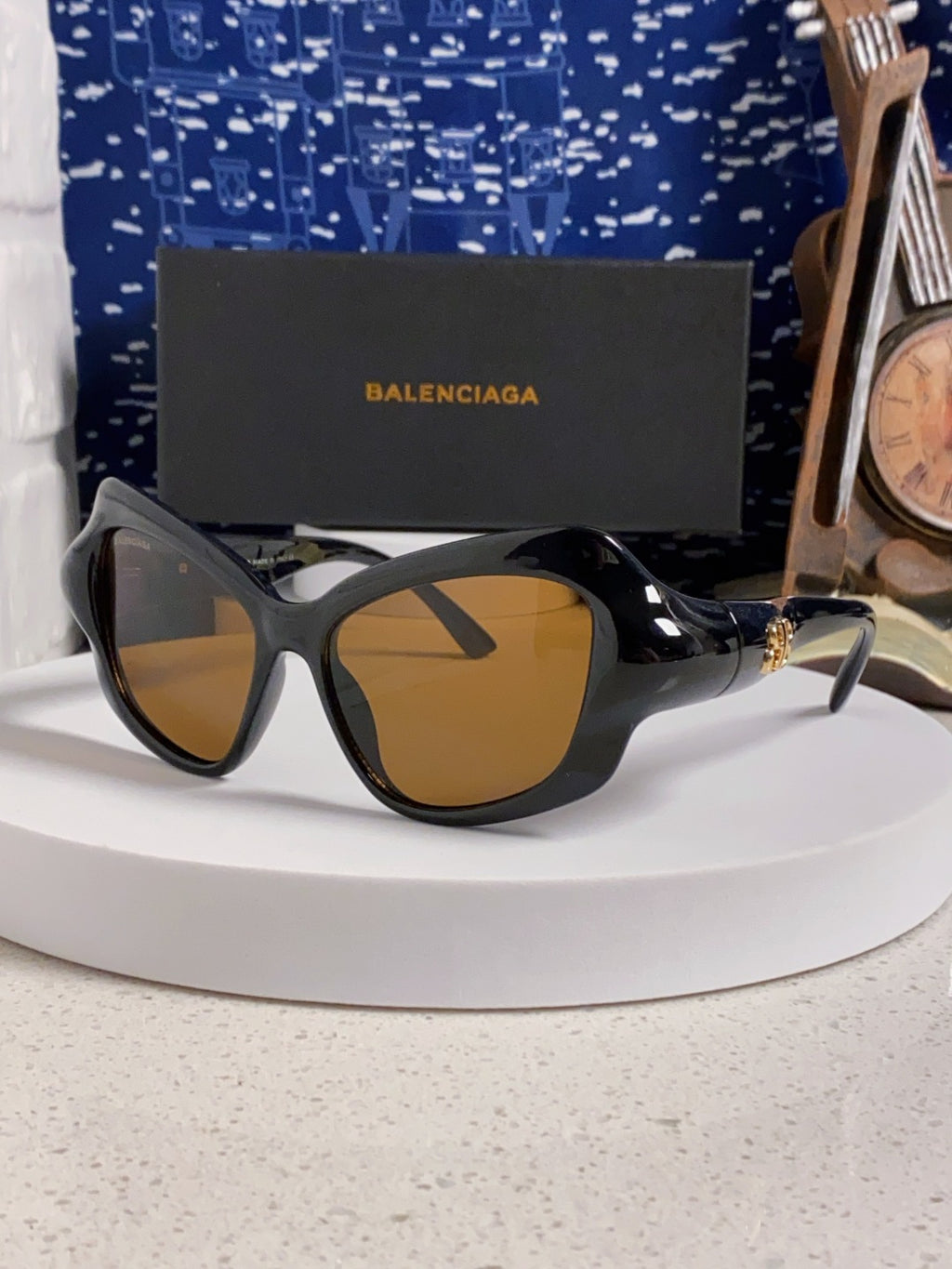 Balenciaga Oversized Brown Lens Sunglasses for Women - 432532