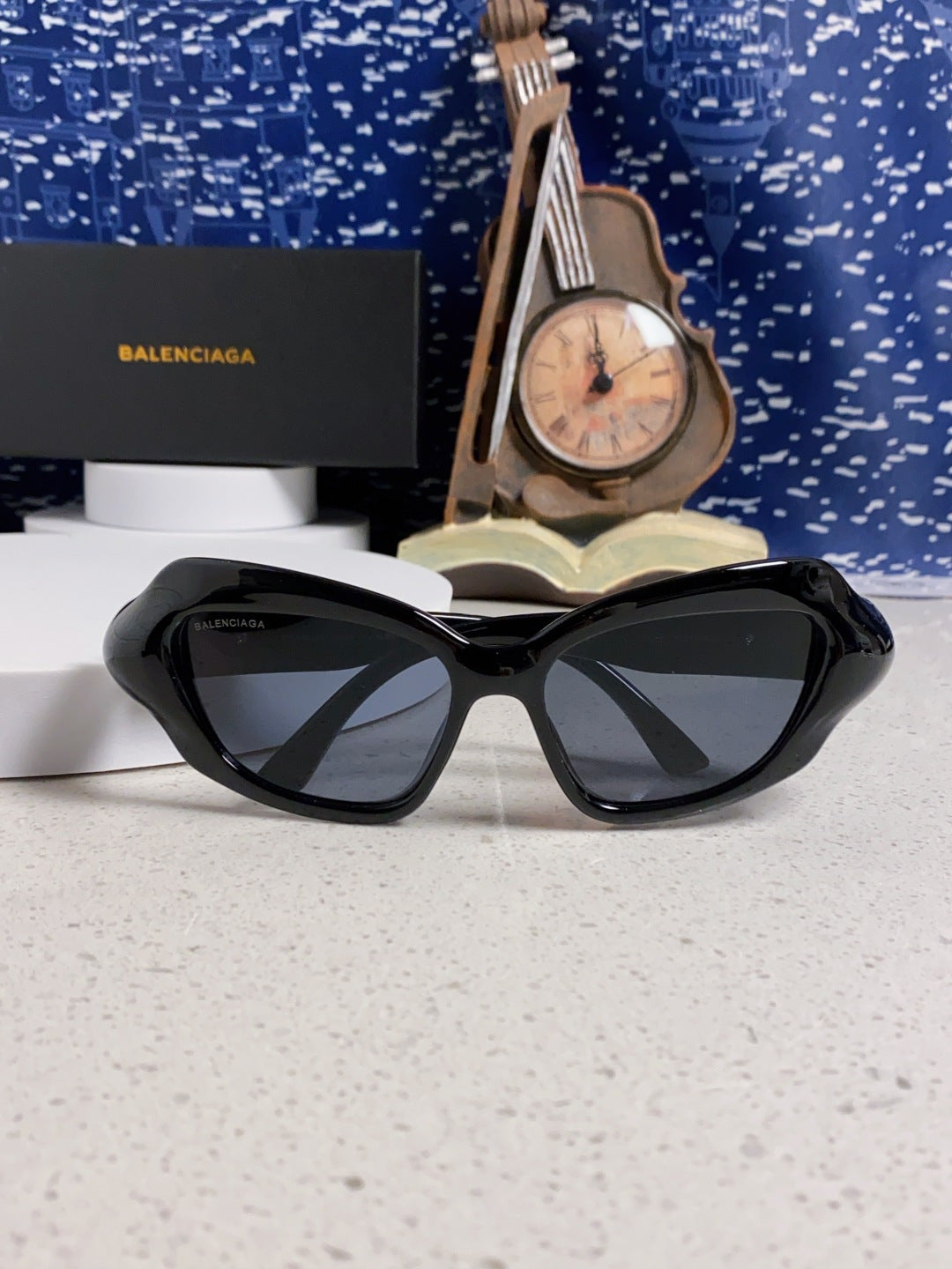 Balenciaga Oversized Brown Lens Sunglasses for Women - 358633 - detail image 10