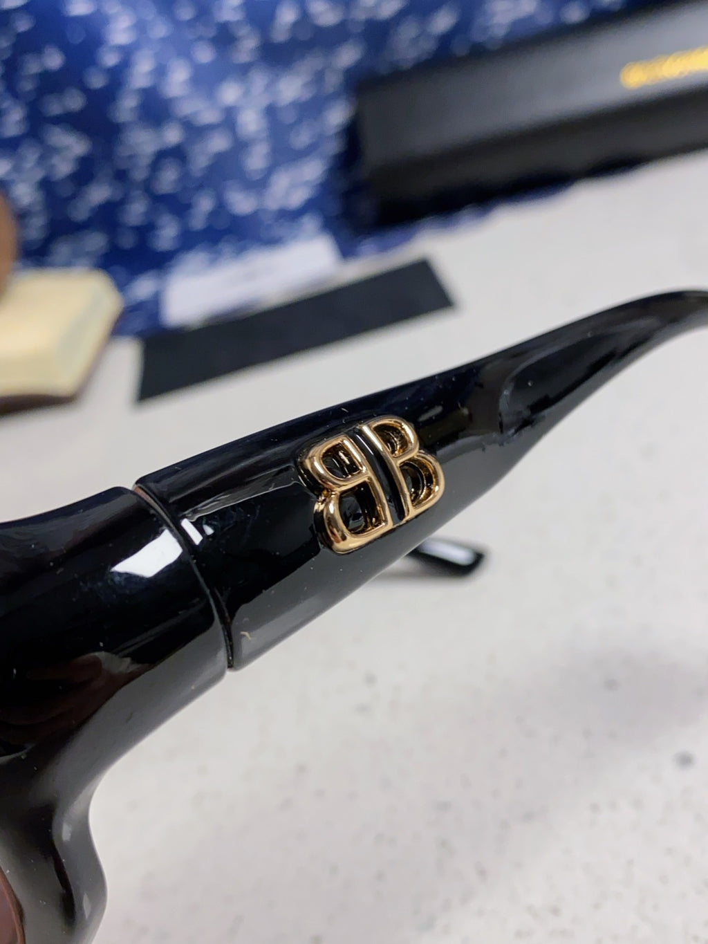 Balenciaga Oversized Brown Lens Sunglasses for Women - 432533 - detail image 8