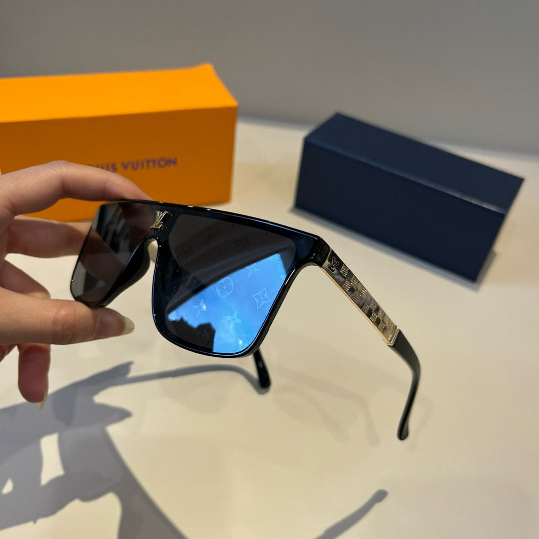 Louis Vuitton Metal Aviator Black Lens Sunglasses for Men & Women - 464782 - detail image 4