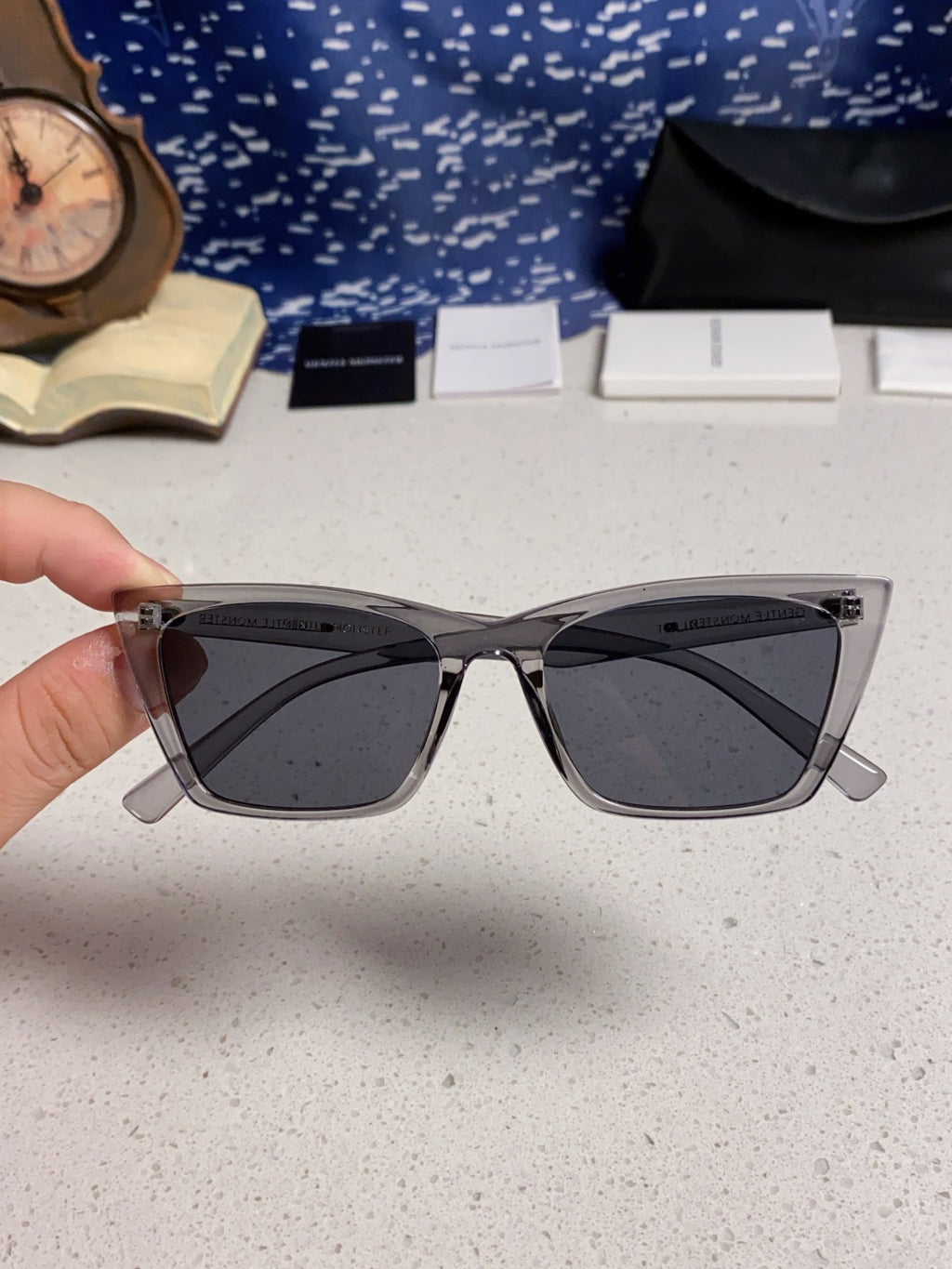 Gentle Monster TALIN Cat-Eye Black Lens Sunglasses for Men & Women - 488061 - detail image 4