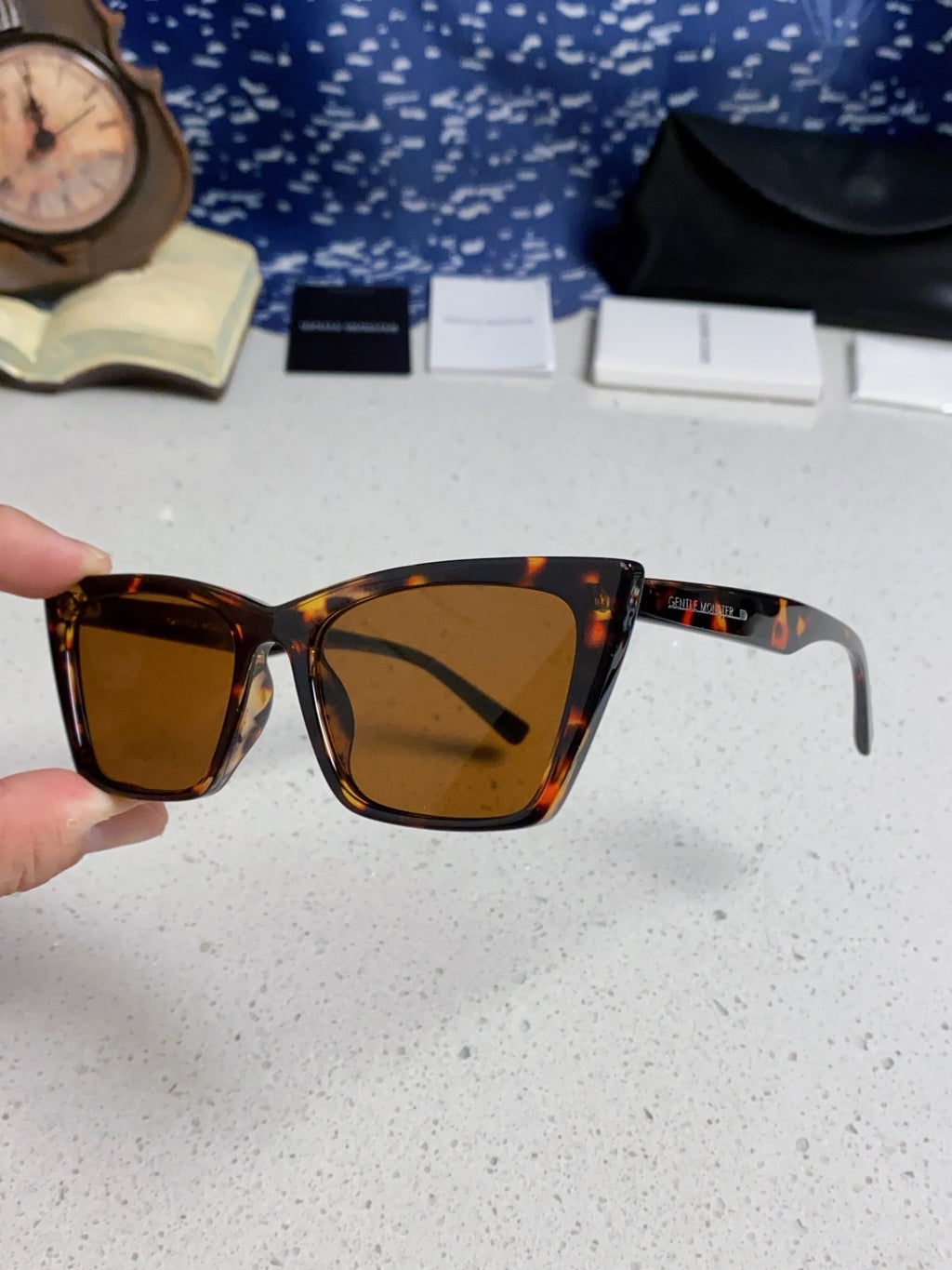 Gentle Monster TALIN Cat-Eye Brown Lens Sunglasses for Men & Women - detail image 6
