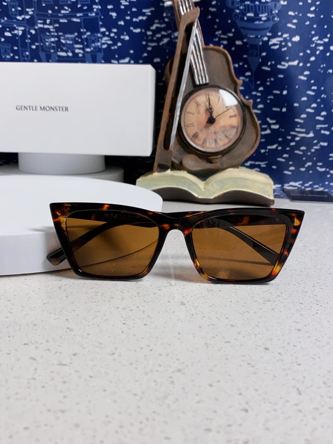 Gentle Monster TALIN Cat-Eye Brown Lens Sunglasses for Men & Women - detail image 9