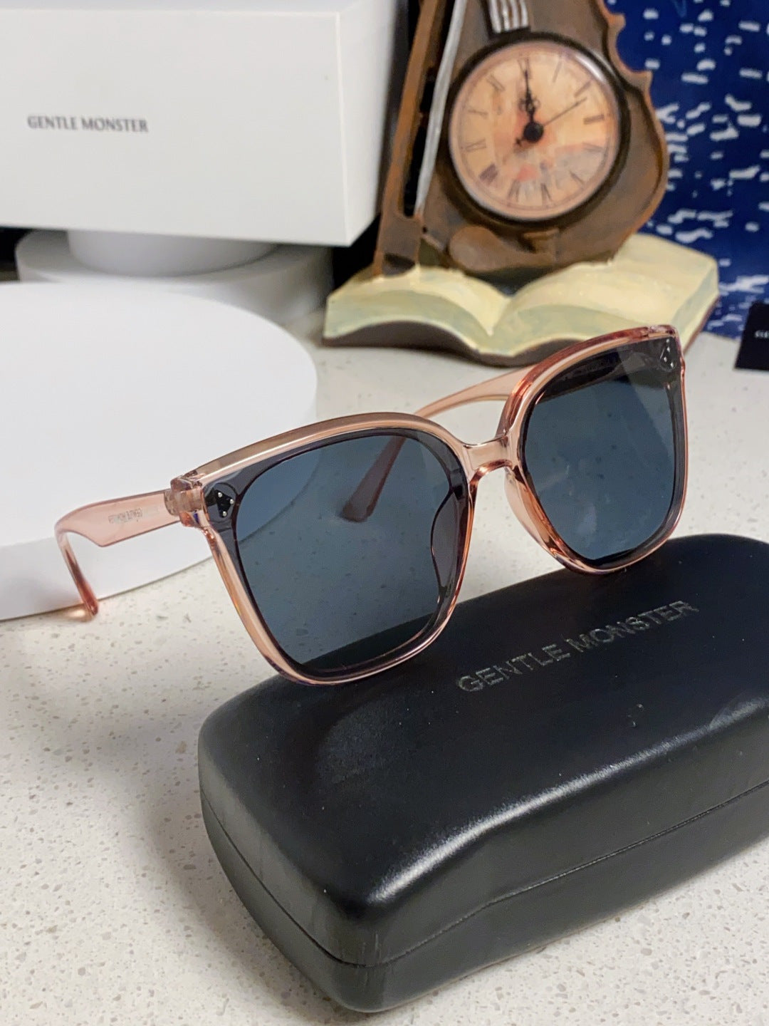 Gentle Monster RICK Polarized Oversized Black Lens Sunglasses for Men - 372608 - detail image 10