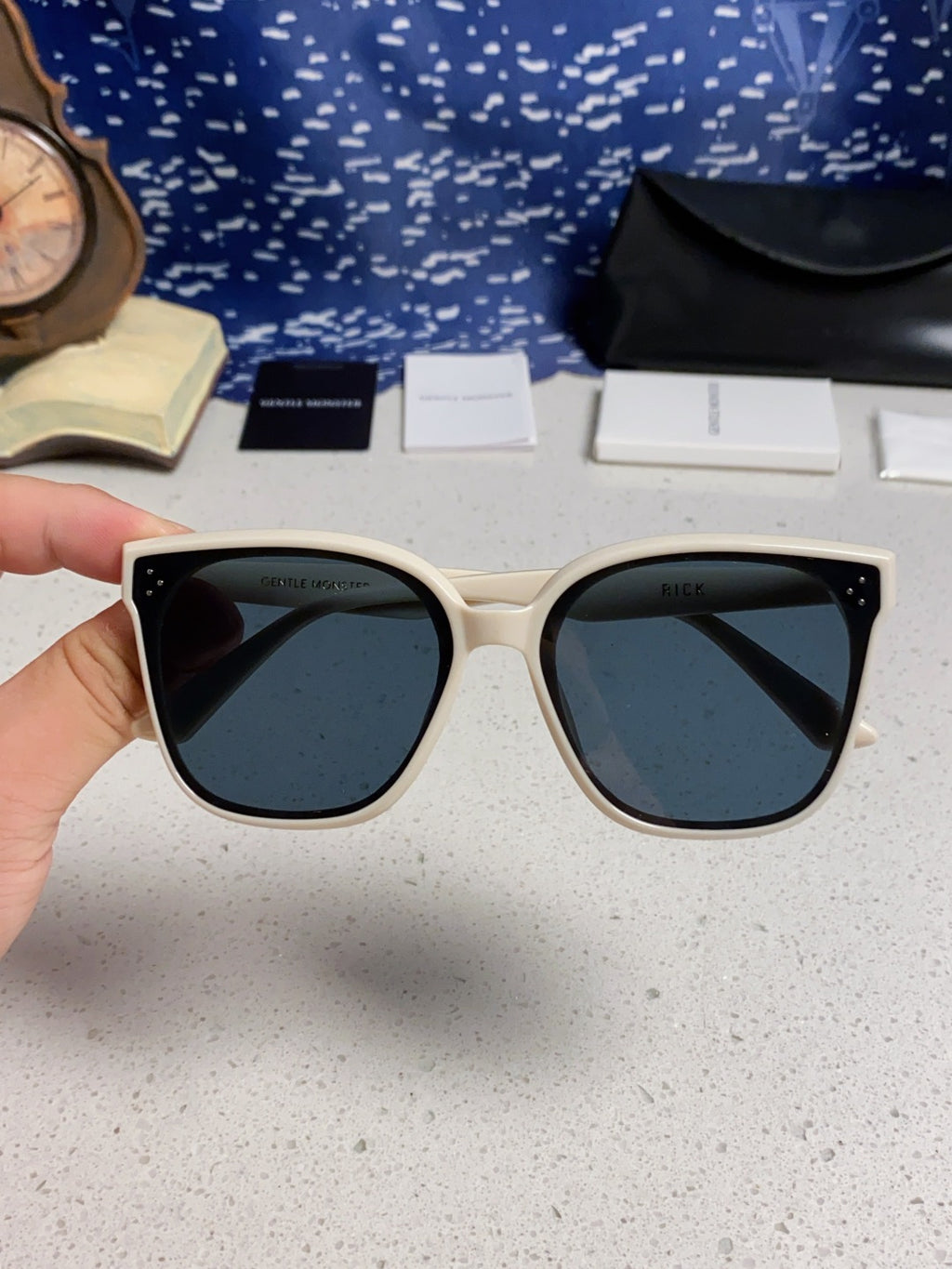 Gentle Monster RICK Polarized Oversized Black Lens Sunglasses for Men - 132657 - detail image 4