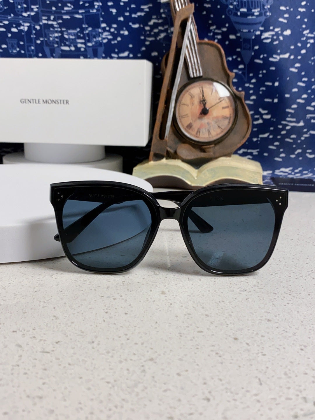 Gentle Monster RICK Polarized Oversized Blue Lens Sunglasses for Men & Women - detail image 9