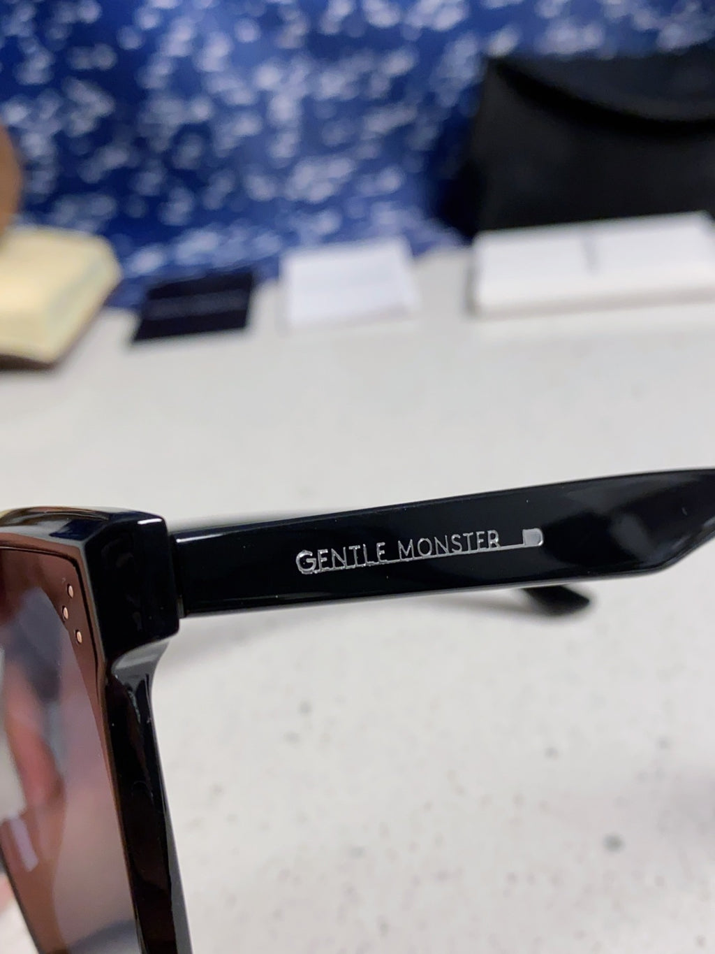 Gentle Monster RICK Polarized Oversized Blue Lens Sunglasses for Men & Women - detail image 7