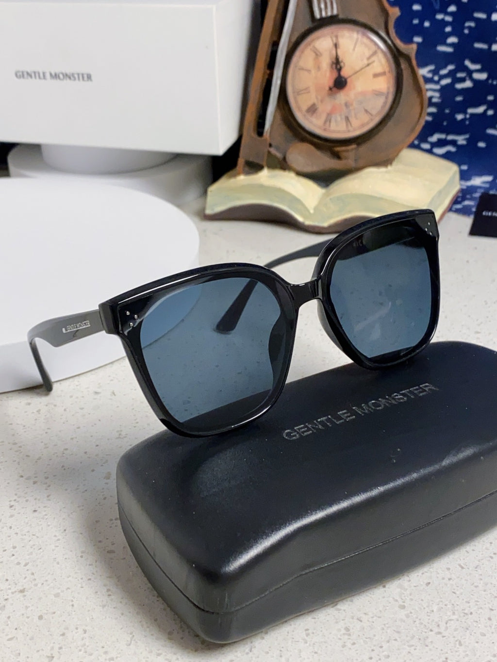 Gentle Monster RICK Polarized Oversized Blue Lens Sunglasses for Men & Women - detail image 10