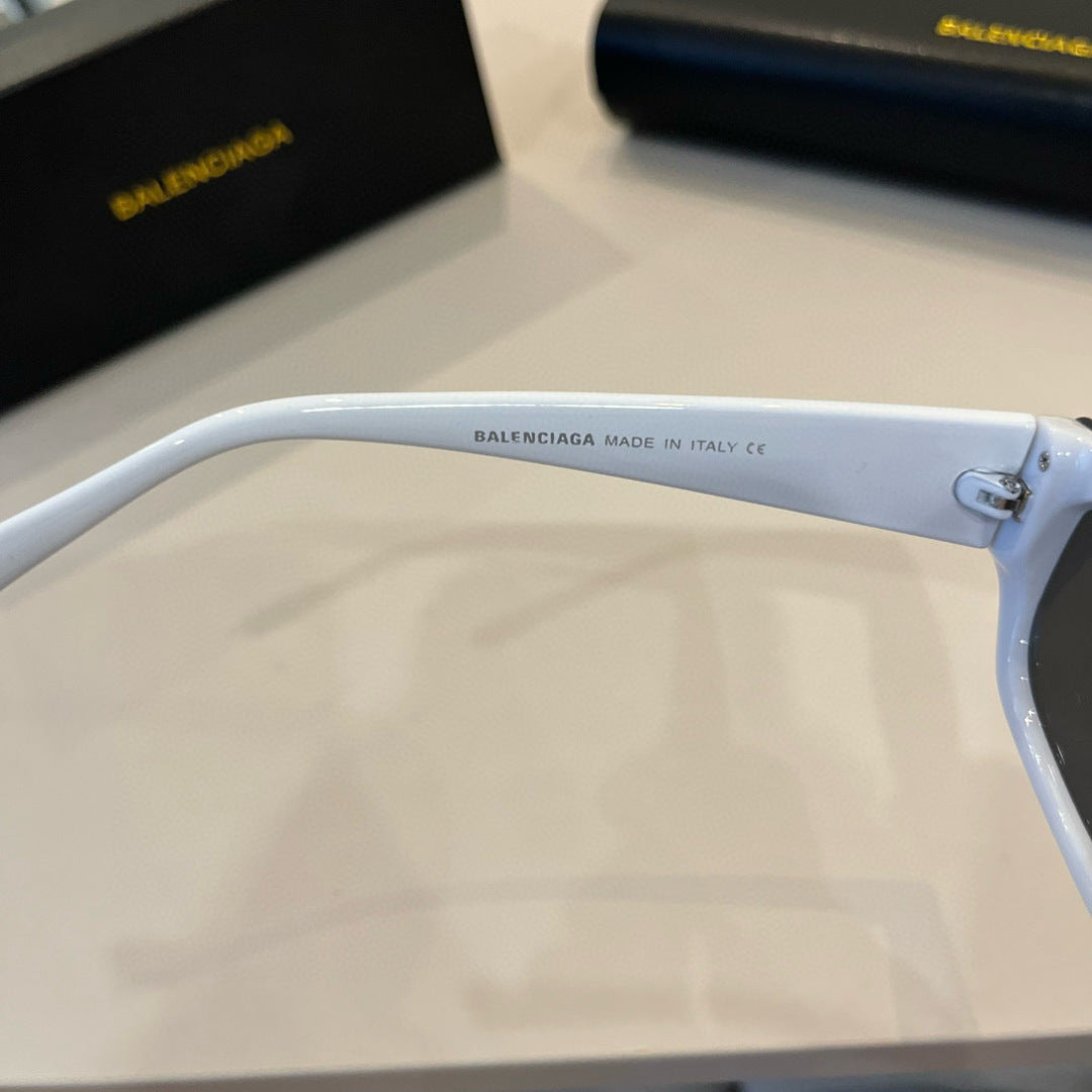 Balenciaga Rectangular Silver Lens Sunglasses for Men & Women - 487544 - detail image 8