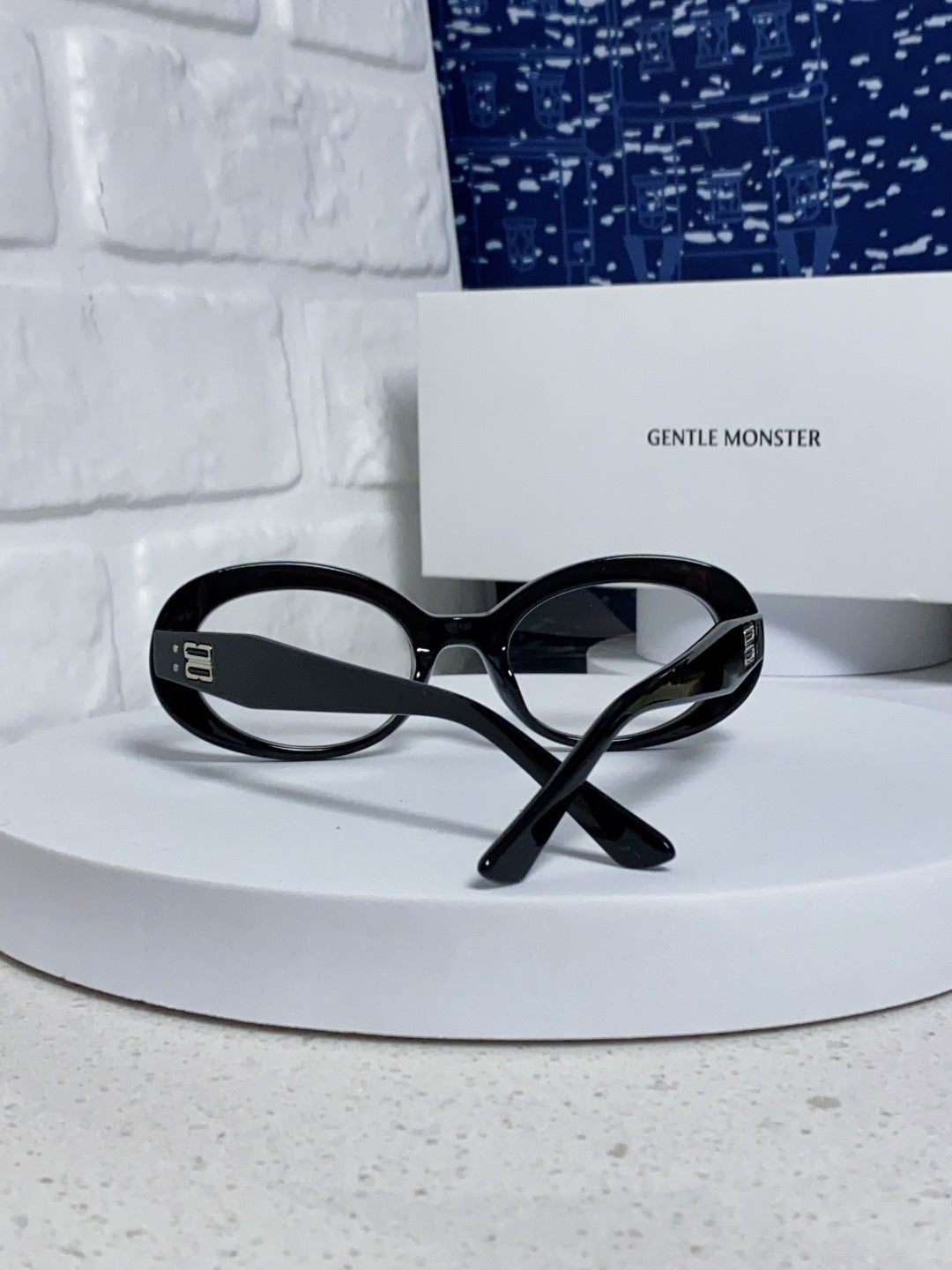 Gentle Monster Round Silver Lens Sunglasses for Men & Women - 399379 - detail image 3