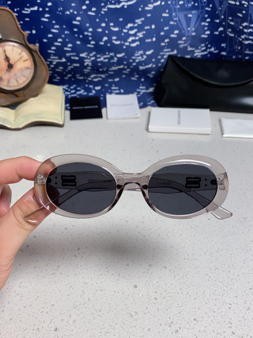 Gentle Monster Round Silver Lens Sunglasses for Men & Women - 399382 - detail image 4