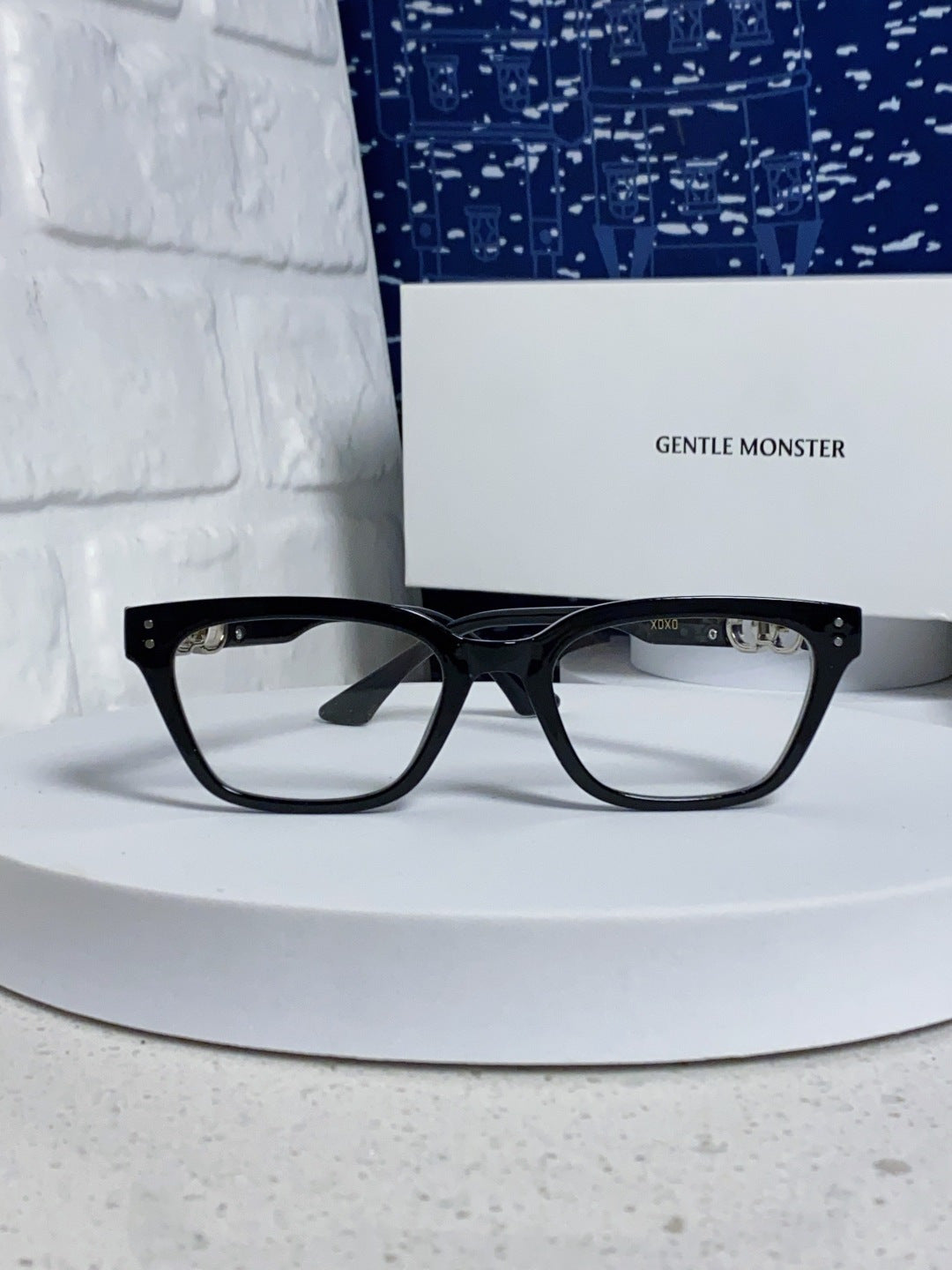 Gentle Monster XOXO Square Silver Lens Sunglasses for Men & Women - 432973 - detail image 2