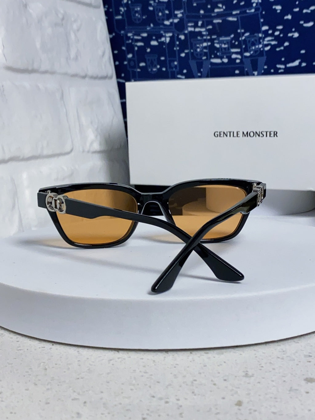 Gentle Monster XOXO Square Brown Lens Sunglasses for Men & Women - 867255 - detail image 3