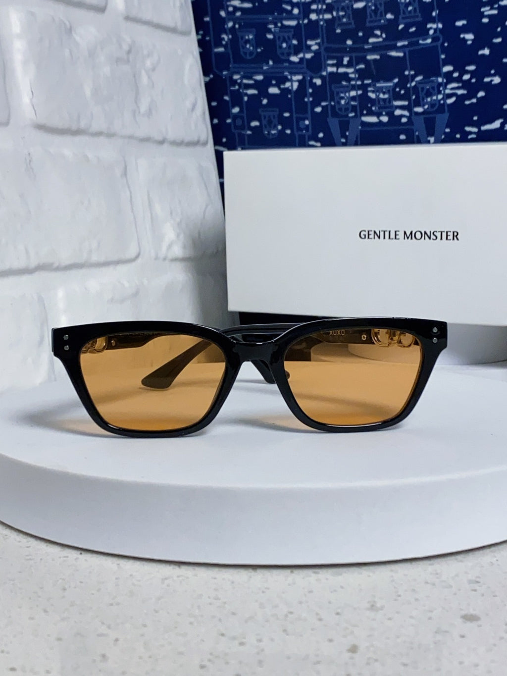 Gentle Monster XOXO Square Brown Lens Sunglasses for Men & Women - 158674 - detail image 2