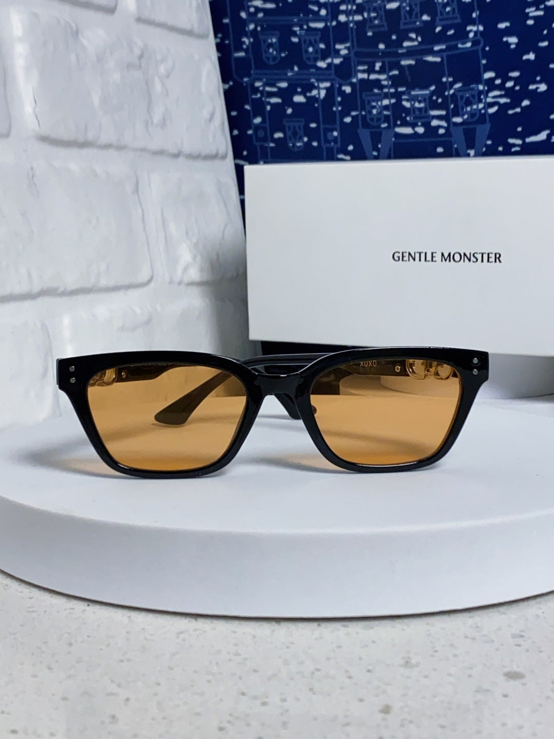 Gentle Monster XOXO Square Brown Lens Sunglasses for Men & Women - 158674 - detail image 2