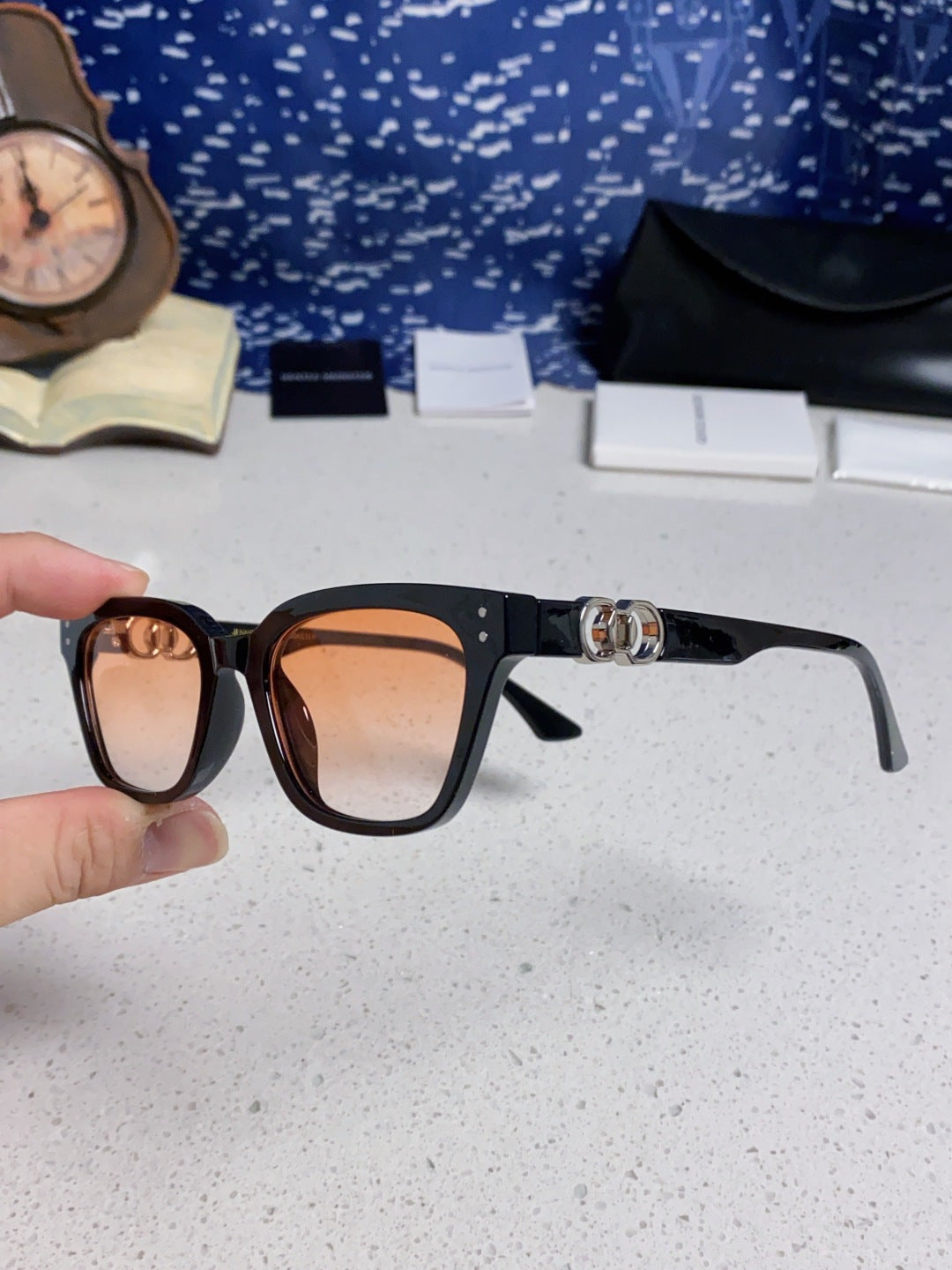 Gentle Monster XOXO Square Brown Lens Sunglasses for Men & Women - 432975 - detail image 6