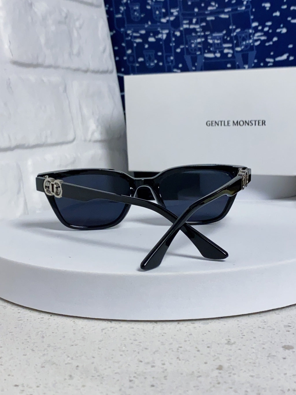 Gentle Monster XOXO Square Black Lens Sunglasses for Men & Women - 867260 - detail image 3