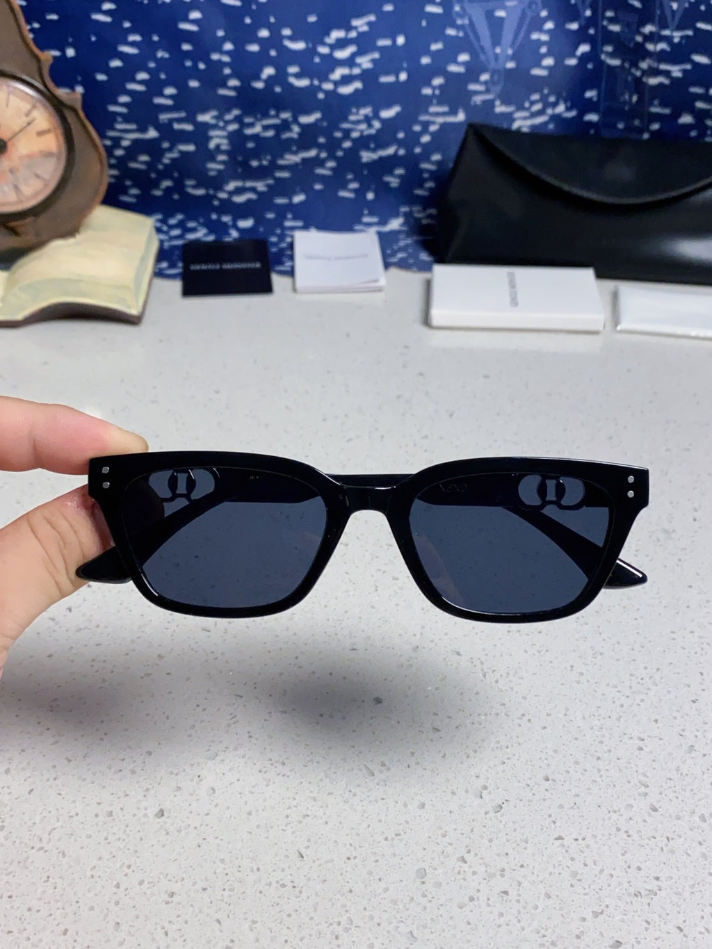 Gentle Monster XOXO Square Black Lens Sunglasses for Men & Women - 416477 - detail image 4