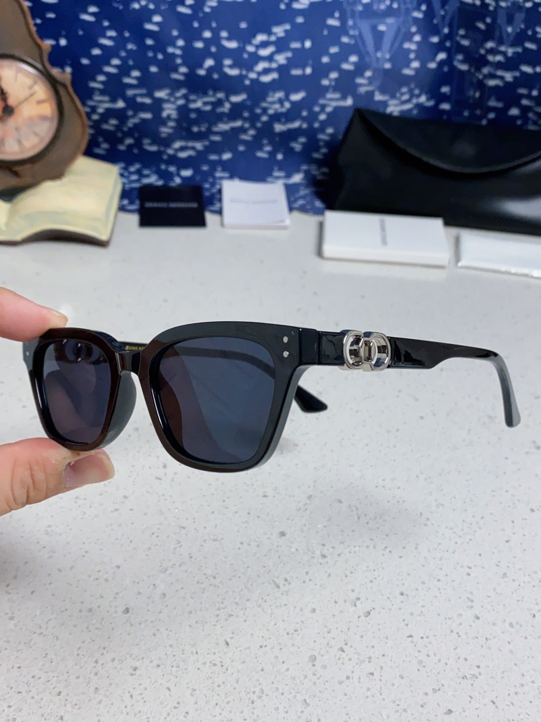 Gentle Monster XOXO Square Black Lens Sunglasses for Men & Women - 867260 - detail image 6