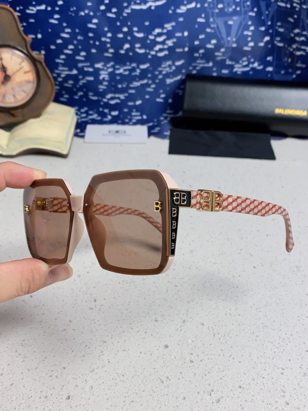 Balenciaga Square Red Lens Sunglasses for Men & Women - 416112 - detail image 6