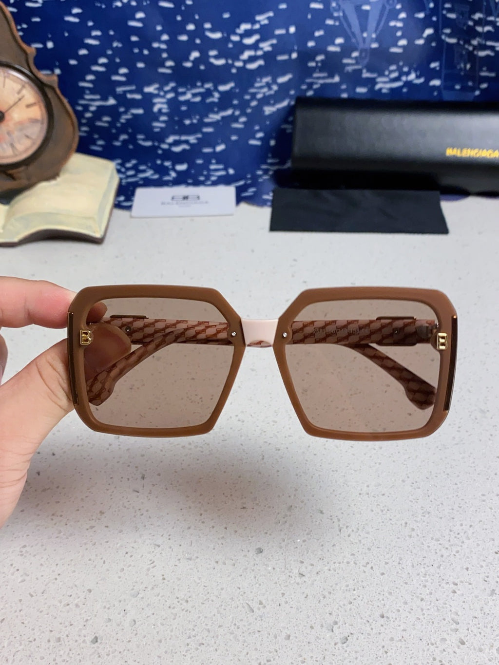 Balenciaga Square Red Lens Sunglasses for Men & Women - 867210 - detail image 4