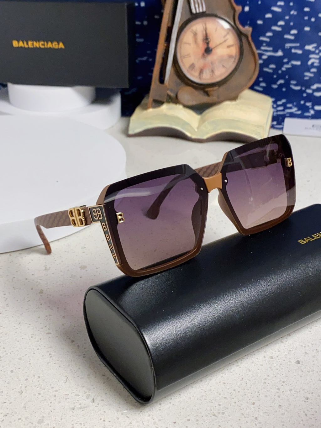 Balenciaga Square Gray Lens Sunglasses for Men & Women - 432555 - detail image 9