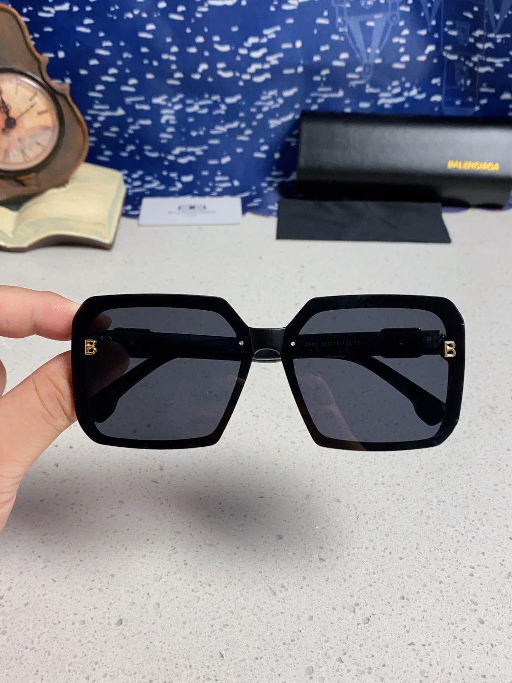 Balenciaga Square Gray Lens Sunglasses for Men & Women - 867213 - detail image 4