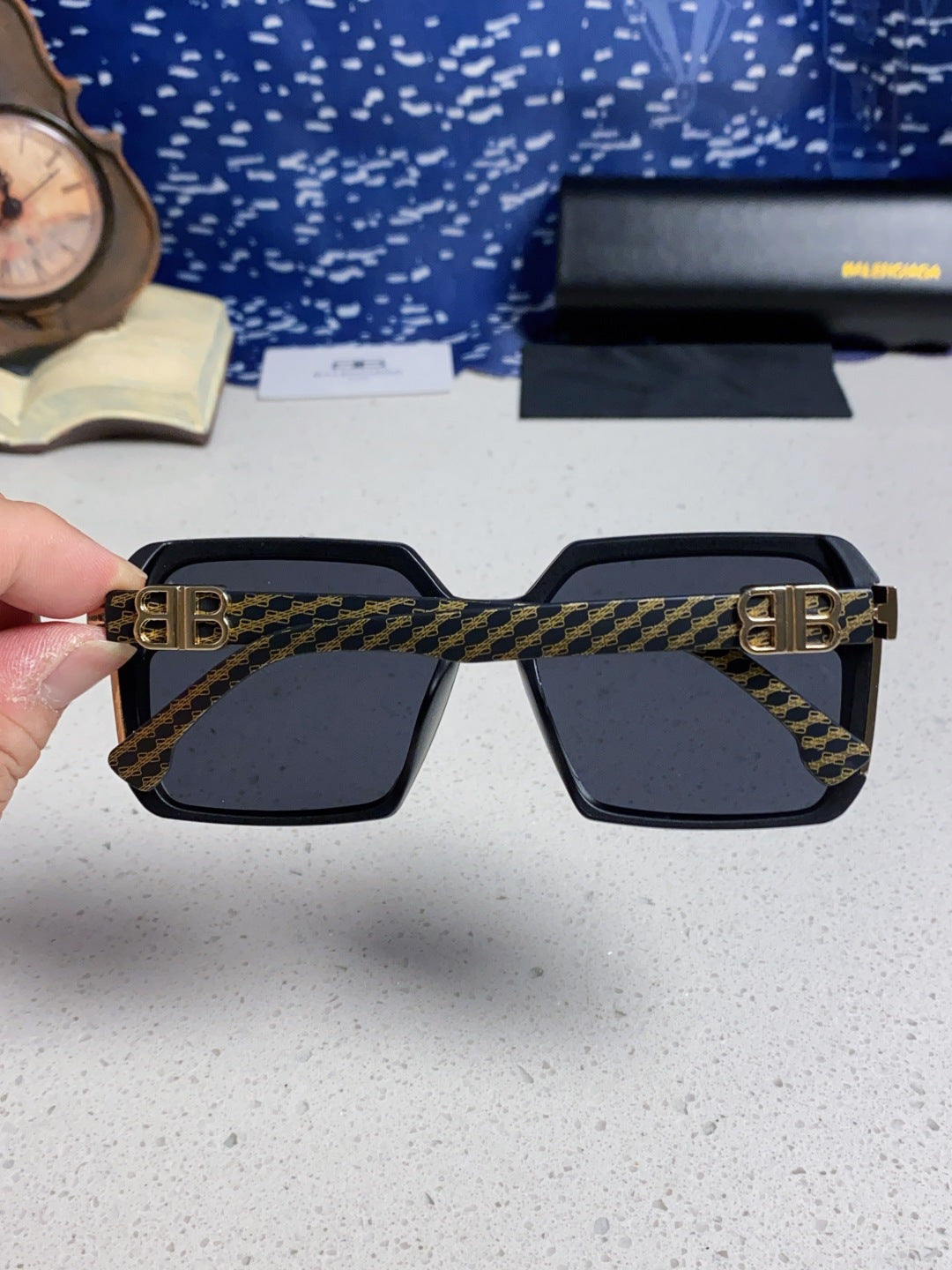 Balenciaga Square Gray Lens Sunglasses for Men & Women - 158574 - detail image 5