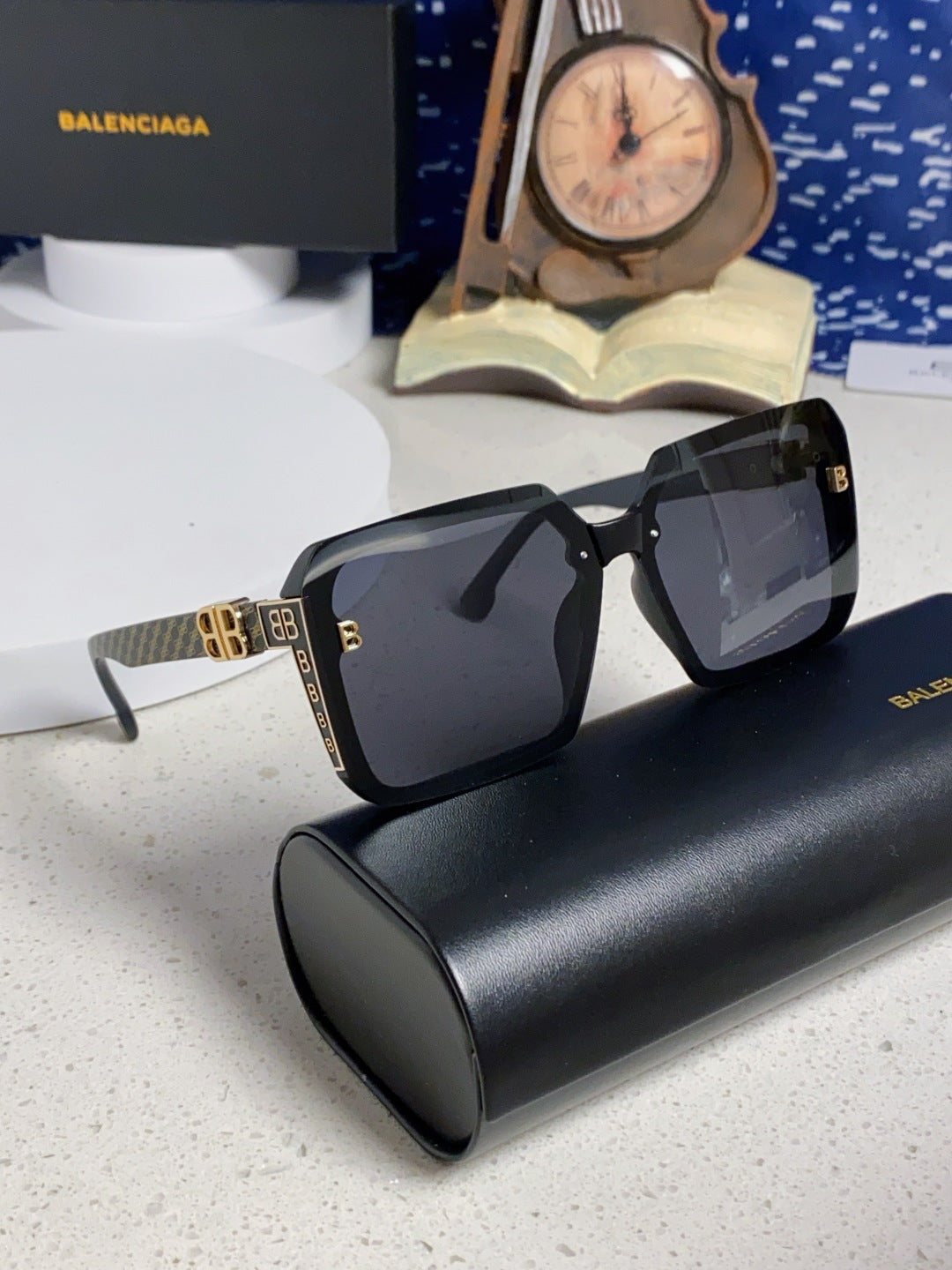 Balenciaga Square Gray Lens Sunglasses for Men & Women - 432557 - detail image 9