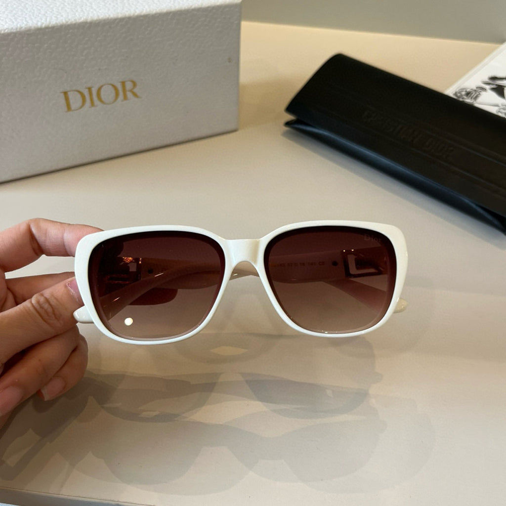 Dior Fashion Red Lens Sunglasses for Men & Women - 431815 - detail image 4