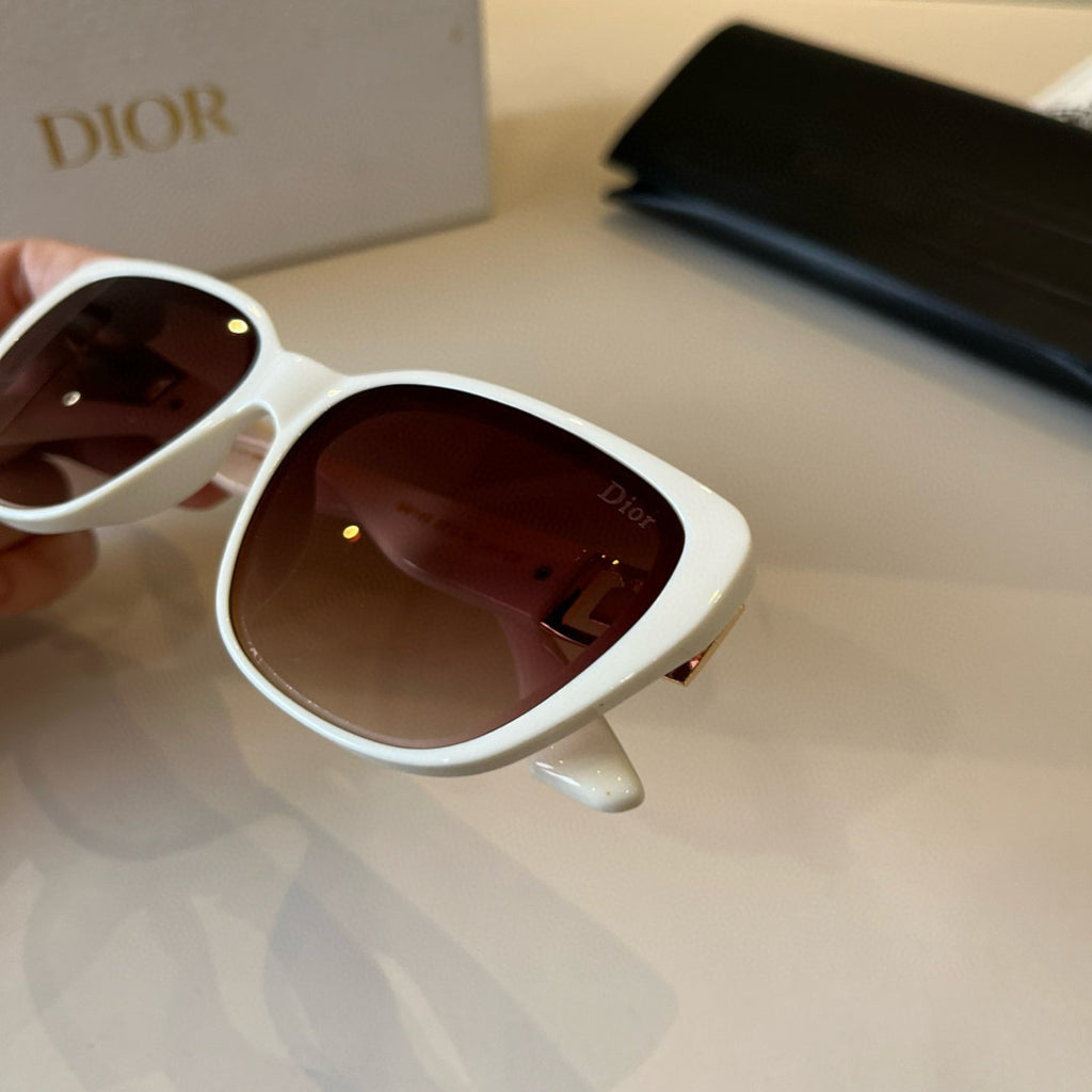 Dior Fashion Red Lens Sunglasses for Men & Women - 431815 - detail image 6