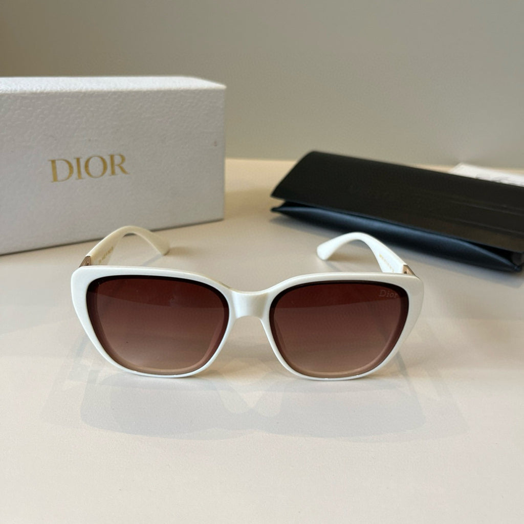 Dior Fashion Red Lens Sunglasses for Men & Women - 431815 - detail image 2