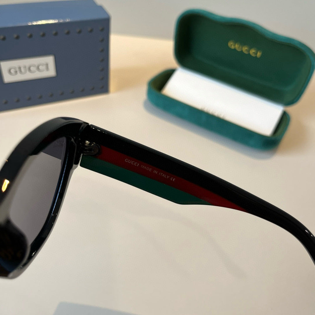 Gucci Oversized Black Lens Sunglasses for Men & Women - 448856 - detail image 8