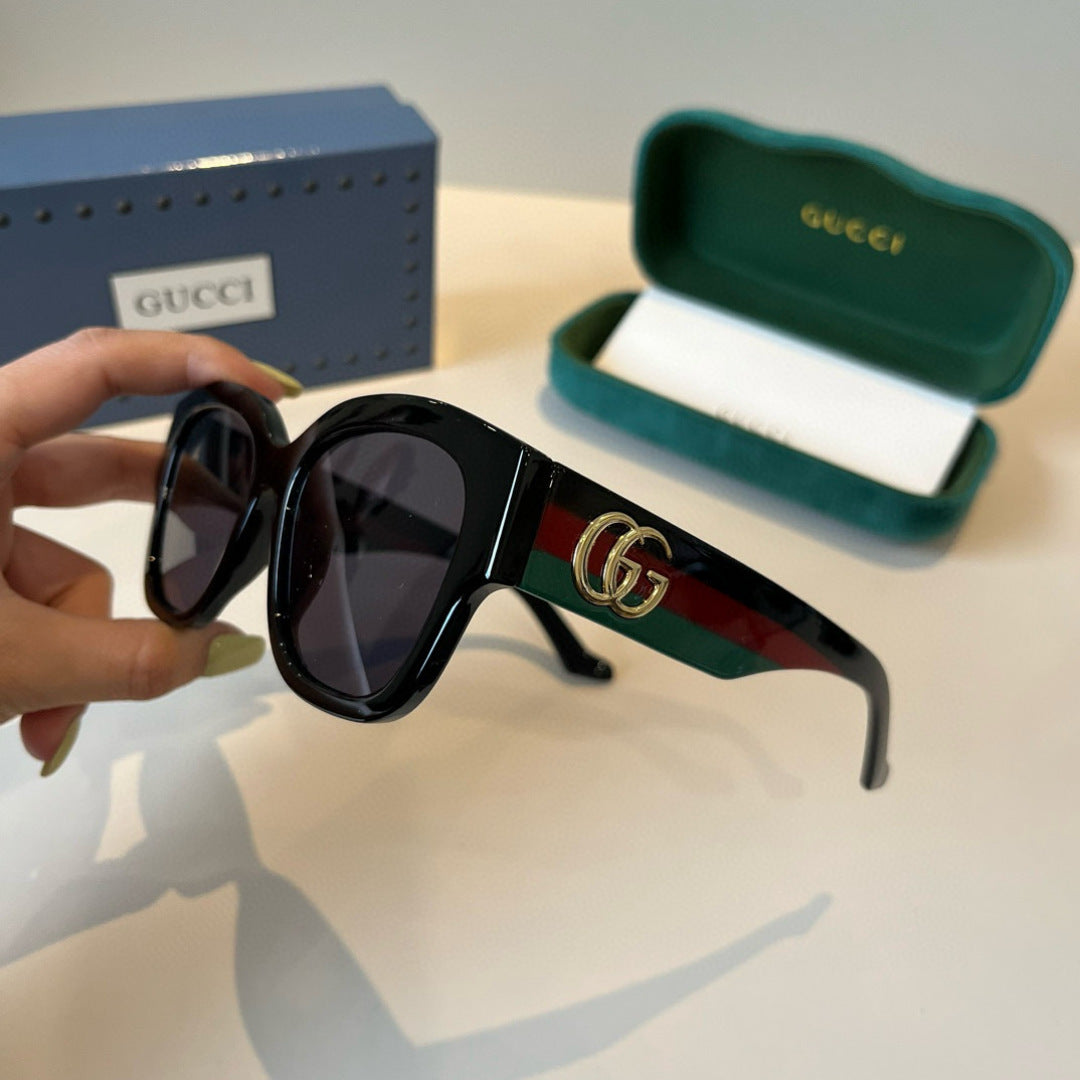 Gucci Oversized Black Lens Sunglasses for Men & Women - 448856 - detail image 4