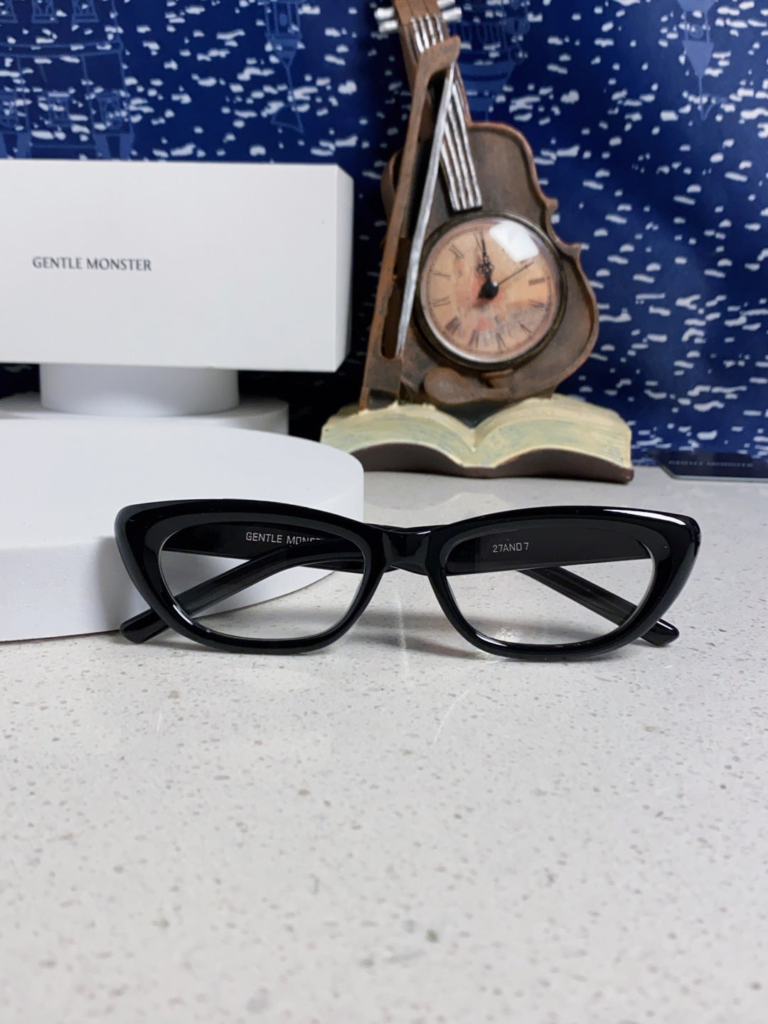 Gentle Monster 27AND7 Cat-Eye Silver Lens Sunglasses for Men & Women - 488046 - detail image 9