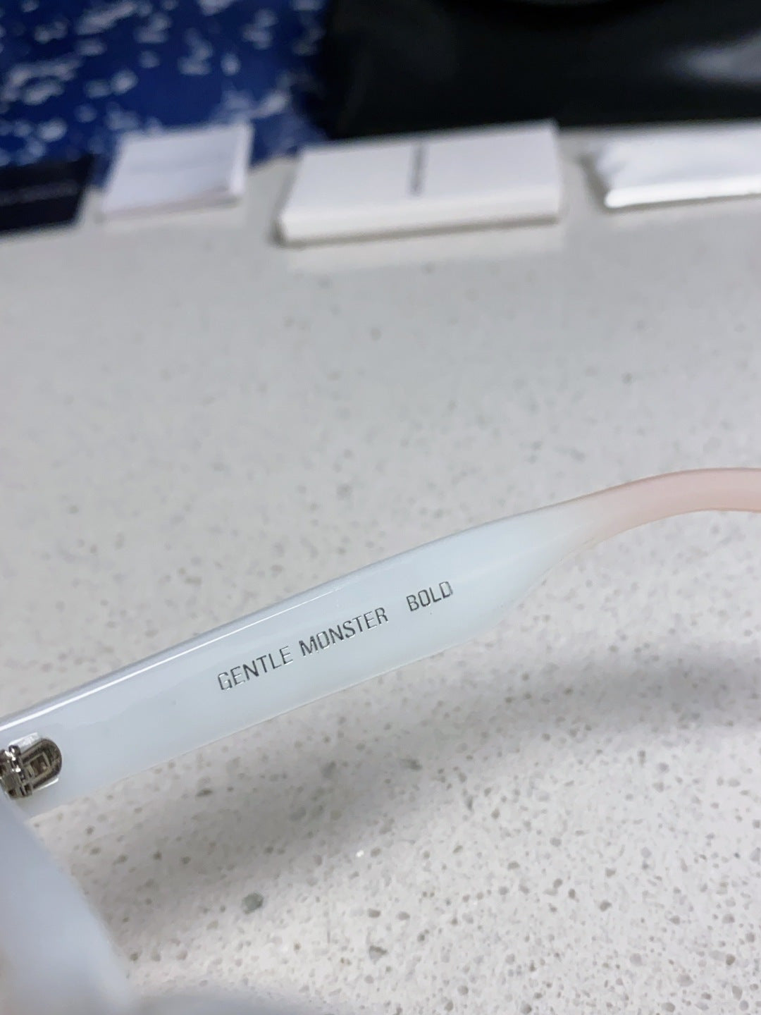 Gentle Monster 27AND7 Cat-Eye Silver Lens Sunglasses for Men & Women - 358875 - detail image 8