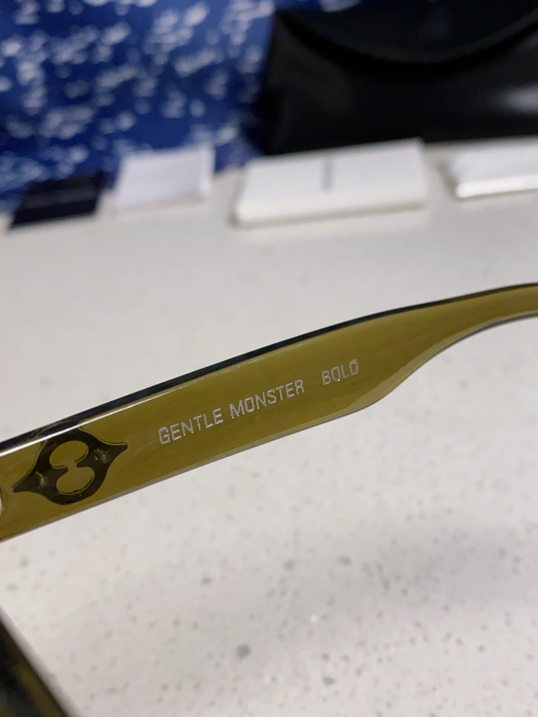 Gentle Monster 27AND7 Cat-Eye Black Lens Sunglasses for Men & Women - 488048 - detail image 8