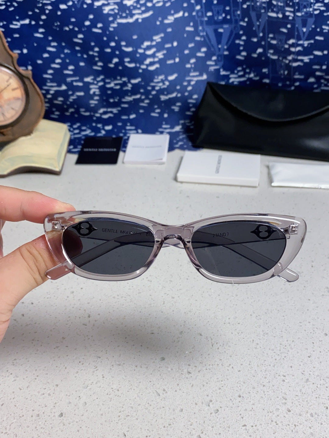 Gentle Monster 27AND7 Cat-Eye Silver Lens Sunglasses for Men & Women - 358877 - detail image 4