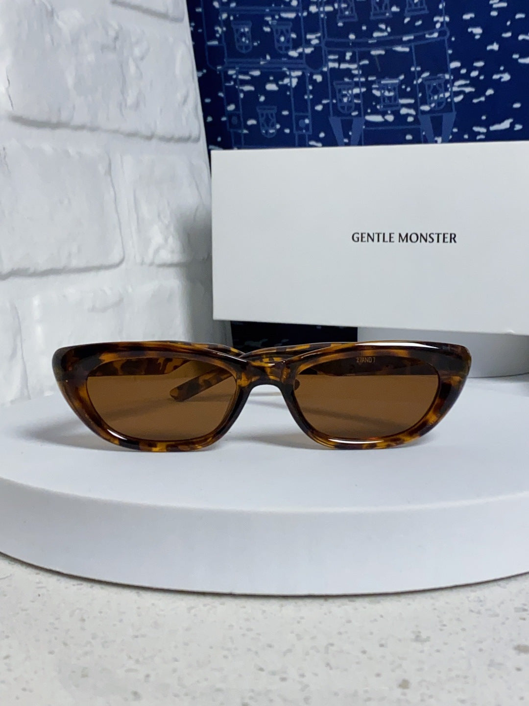 Gentle Monster 27AND7 Cat-Eye Brown Lens Sunglasses for Men & Women - detail image 2
