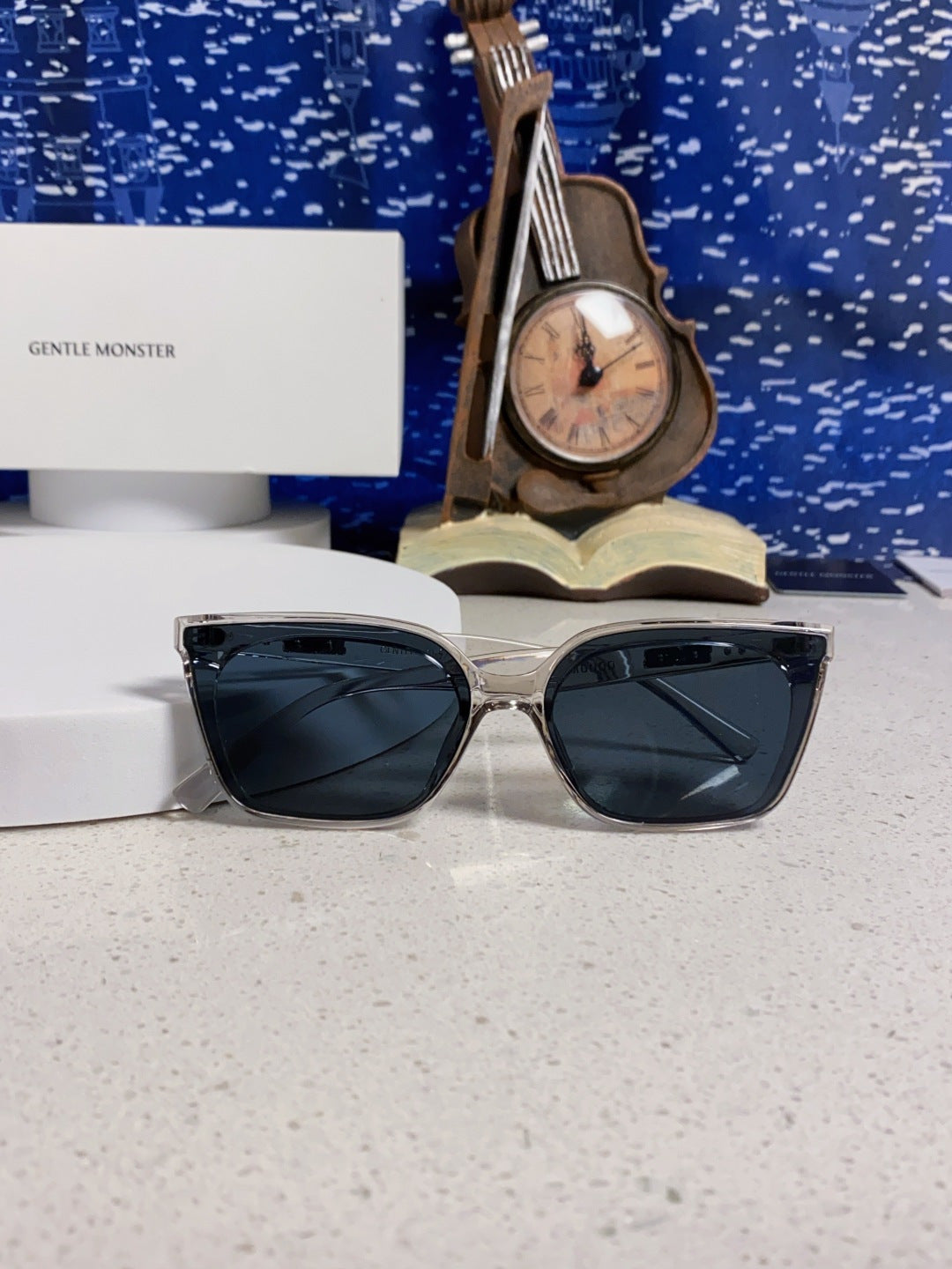 Gentle Monster MONDO Square Black Lens Sunglasses for Men & Women - 358891 - detail image 9