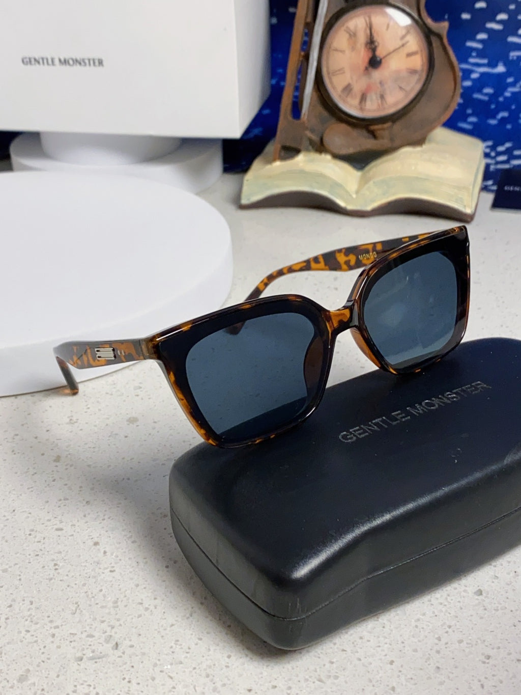 Gentle Monster MONDO Square Black Lens Sunglasses for Men & Women - 488066 - detail image 10