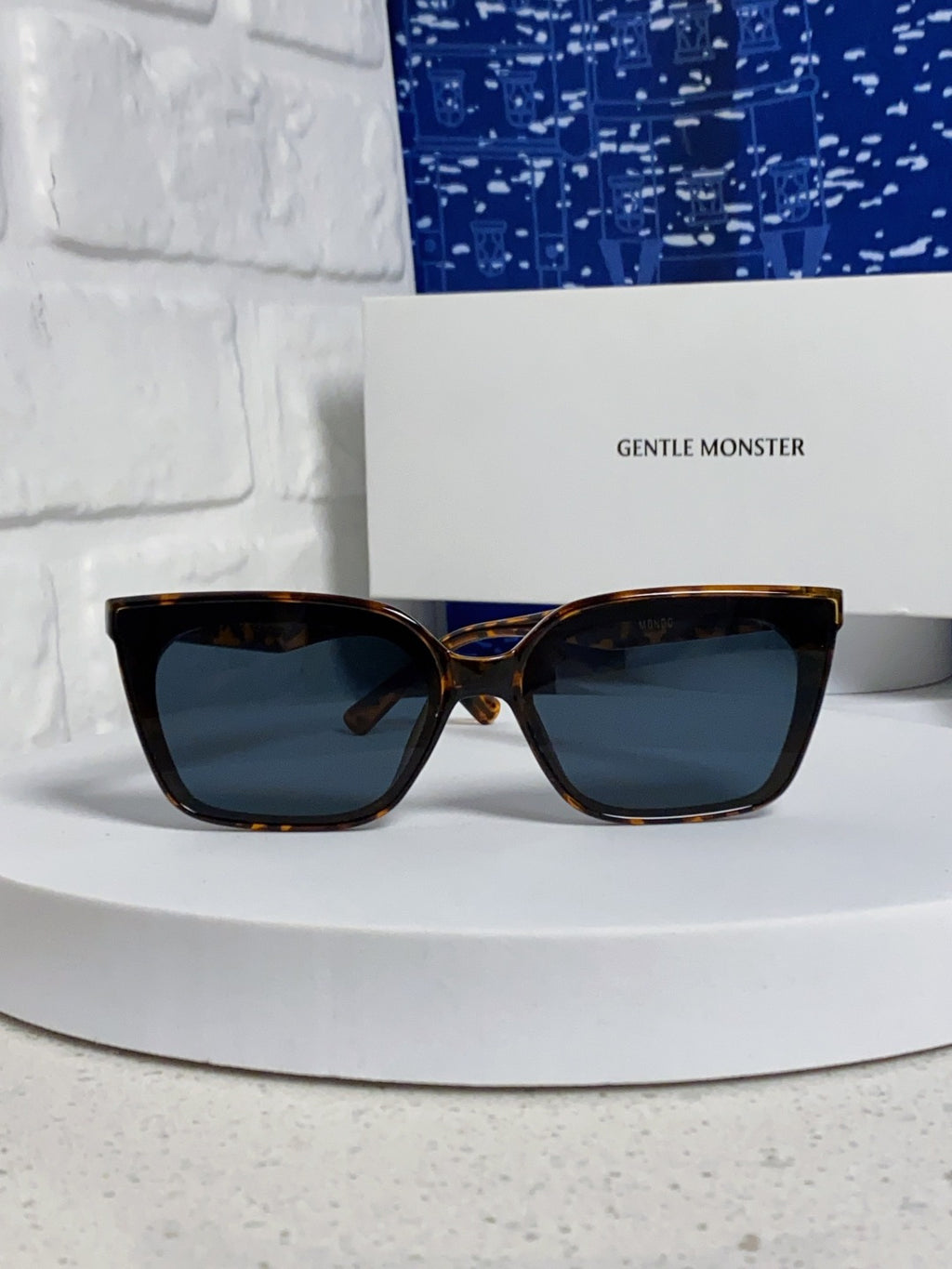 Gentle Monster MONDO Square Black Lens Sunglasses for Men & Women - 358893 - detail image 2