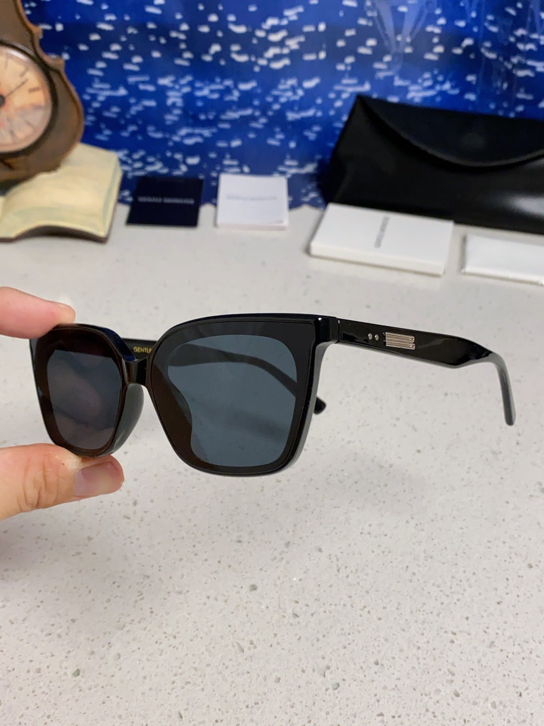 Gentle Monster MONDO Square Black Lens Sunglasses for Men & Women - detail image 6