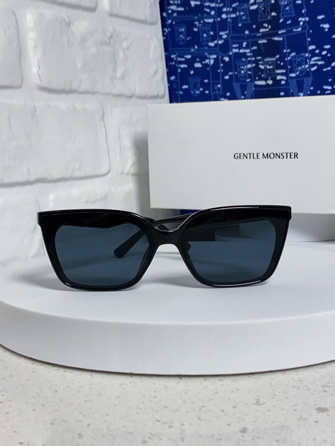 Gentle Monster MONDO Square Black Lens Sunglasses for Men & Women - detail image 2